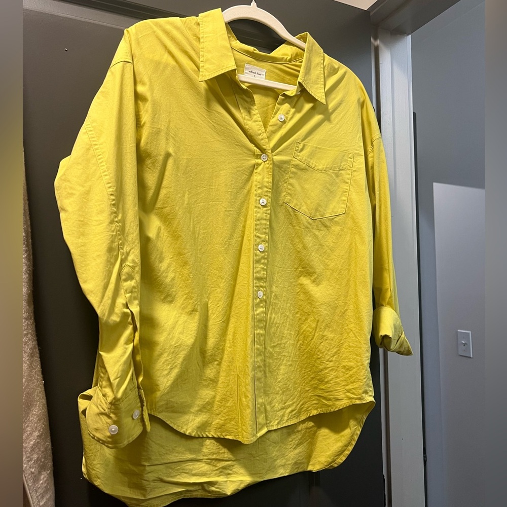 Aritzia Wilfred Button Down Size Xs - image 1